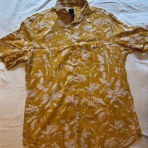 🚨2 for $12🚨Tropical Floral Shirt